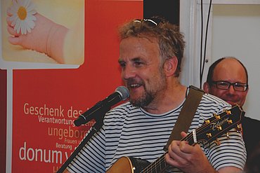 Empfang mit Wise-Guys-Ständchen