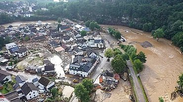Flutopfer-Hilfe für Schwangere und junge Familien
